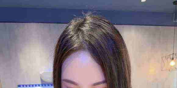 兼职小姐姐落月，长腿撩人风骚